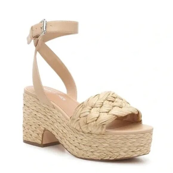 Marc Fisher heel - Picture 1 of 4